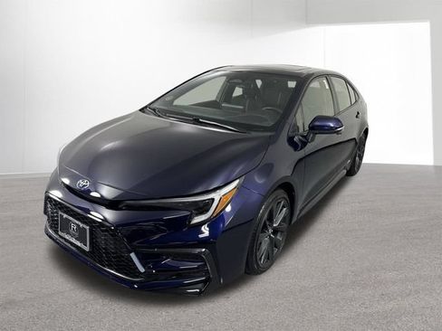Used 2024 Toyota Corolla SE w/ SE Package AWD/4WD image 24