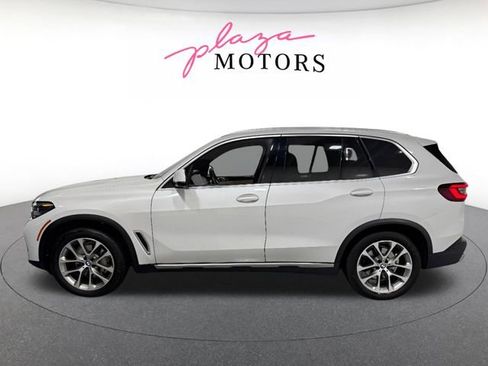 Used 2022 BMW X5 xDrive40i w/ Parking Assistance Package AWD/4WD image 8