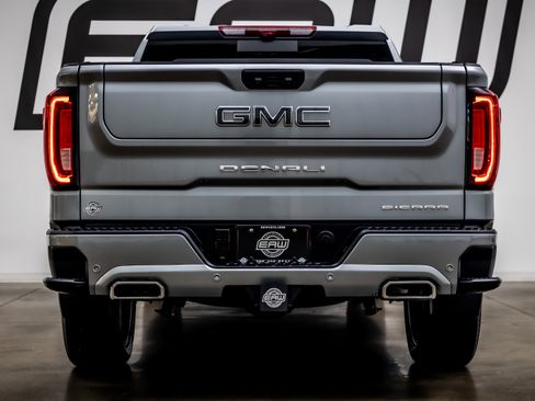 Used 2025 GMC Sierra 1500 Denali Ultimate AWD/4WD image 11