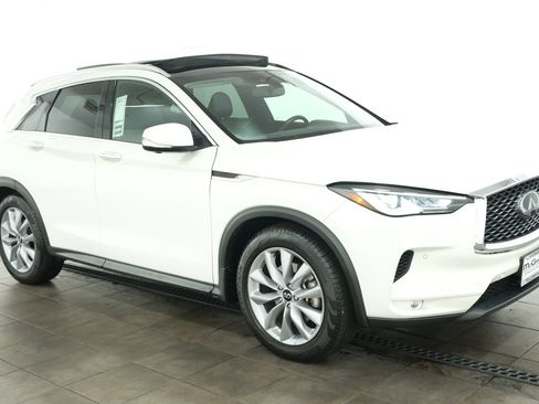 Used 2022 INFINITI QX50 Essential AWD/4WD image 6