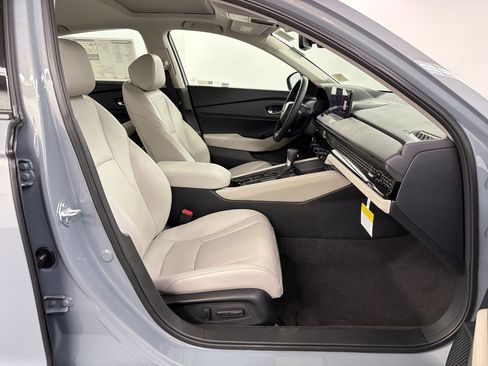 New 2026 Honda Accord Touring image 31