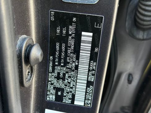 Used 2018 Toyota 4Runner Limited AWD/4WD image 34