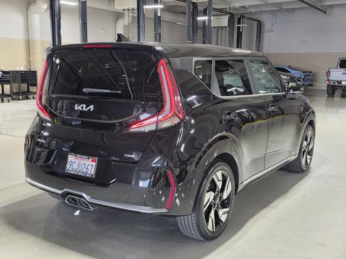 Used 2023 Kia Soul GT-Line w/ GT-Line Technology Package image 7