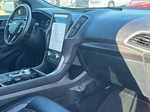 Used 2023 Ford Edge ST-Line image 20