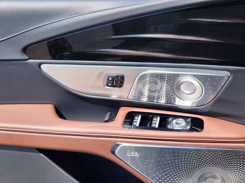 New 2026 Lincoln Nautilus Reserve AWD/4WD image 9