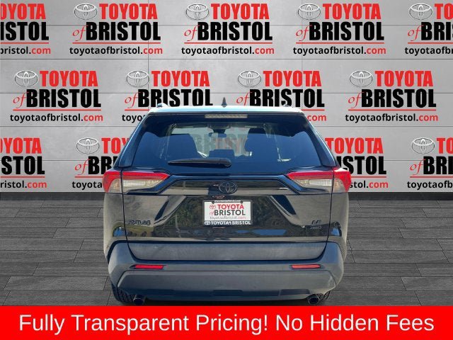 Used 2019 Toyota RAV4 LE w/ All Weather Liner Package AWD/4WD image 4