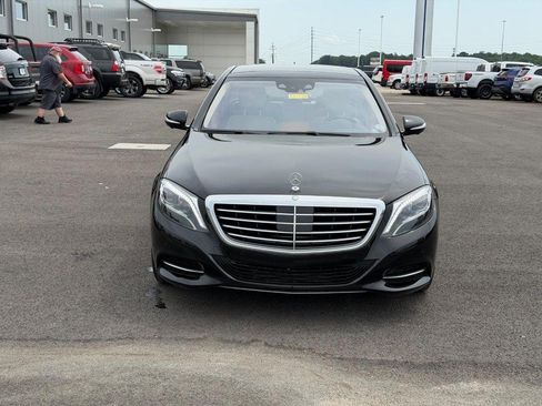Used 2015 Mercedes-Benz S 550 4MATIC Sedan image 2