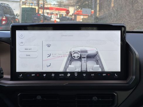 New 2025 Ford Bronco Sport Outer Banks w/ Outer Banks Tech Package+ image 21