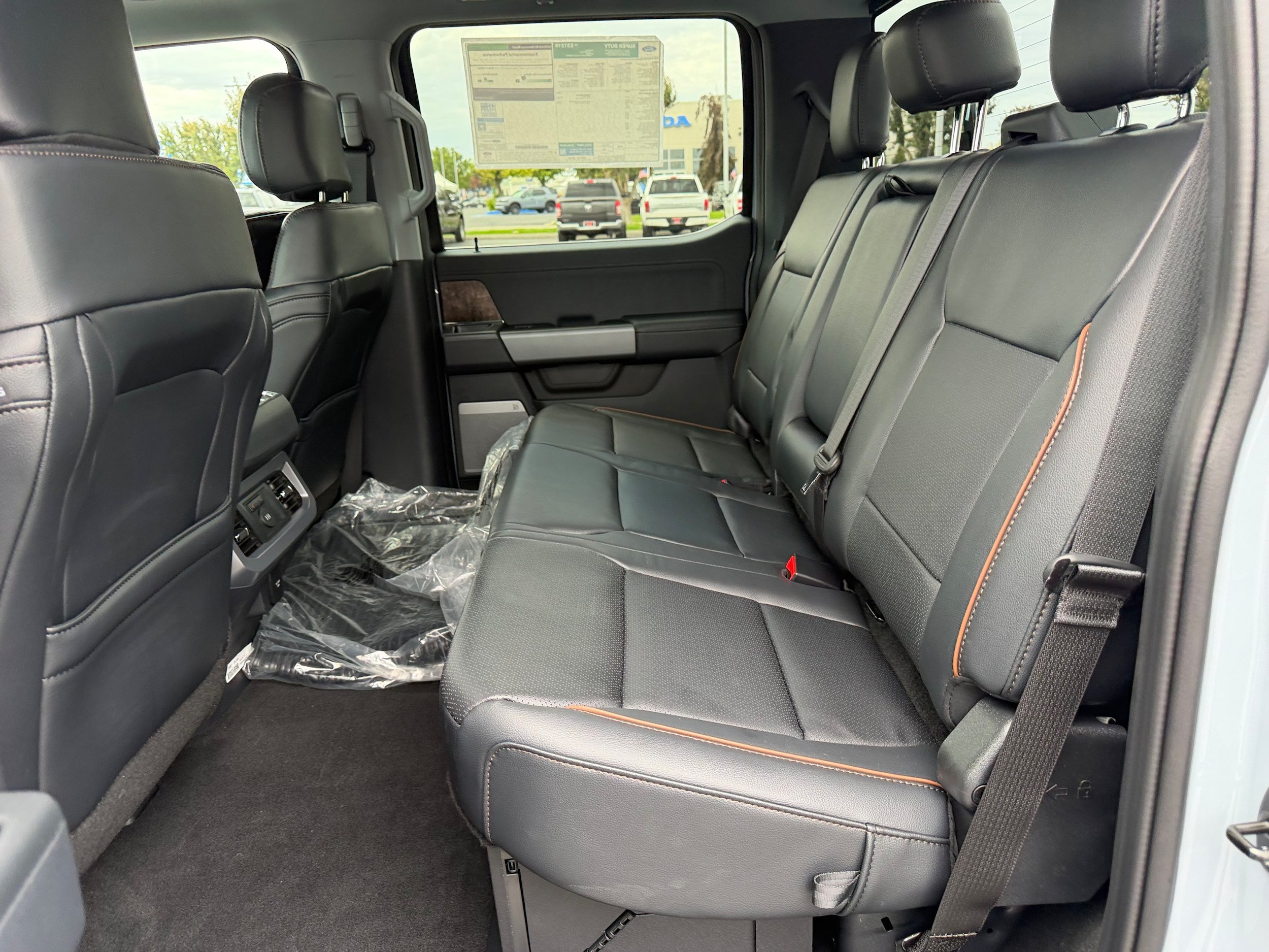 New 2026 Ford F450 Lariat w/ Lariat Ultimate Package AWD/4WD image 14