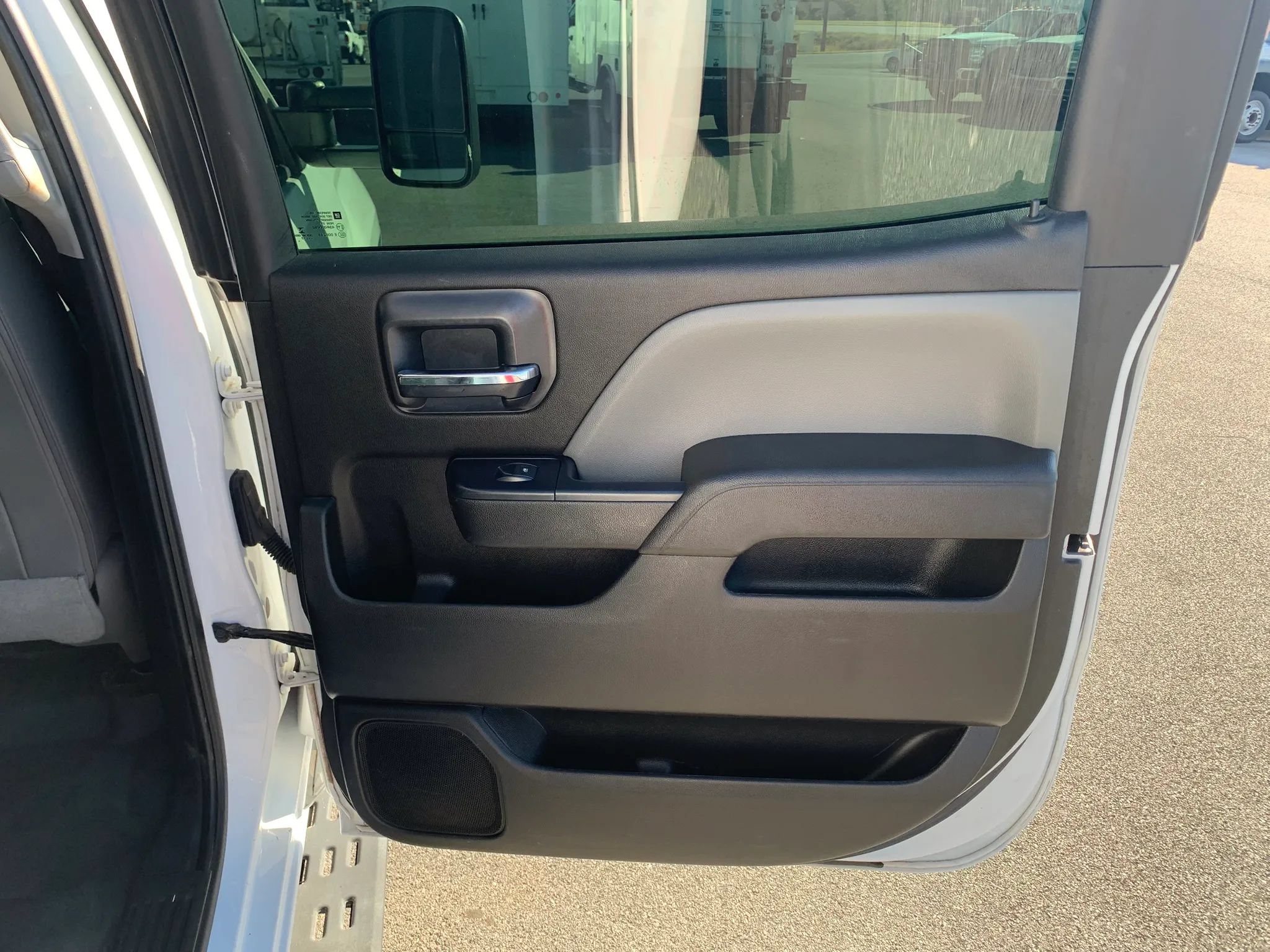 Used 2017 Chevrolet Silverado 3500 W/T AWD/4WD image 30