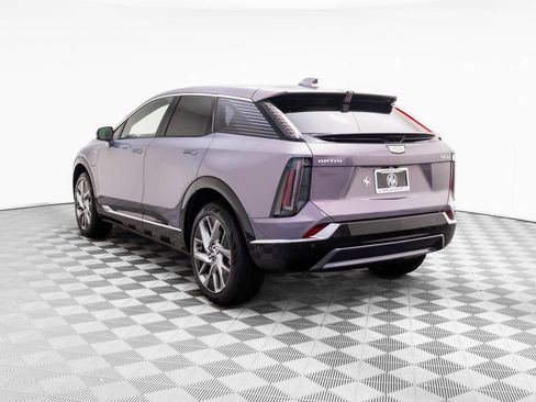 New 2026 Cadillac Optiq Luxury 1 image 5