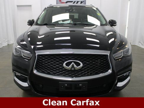 Used 2019 INFINITI QX60 Luxe w/ Essential Package image 2