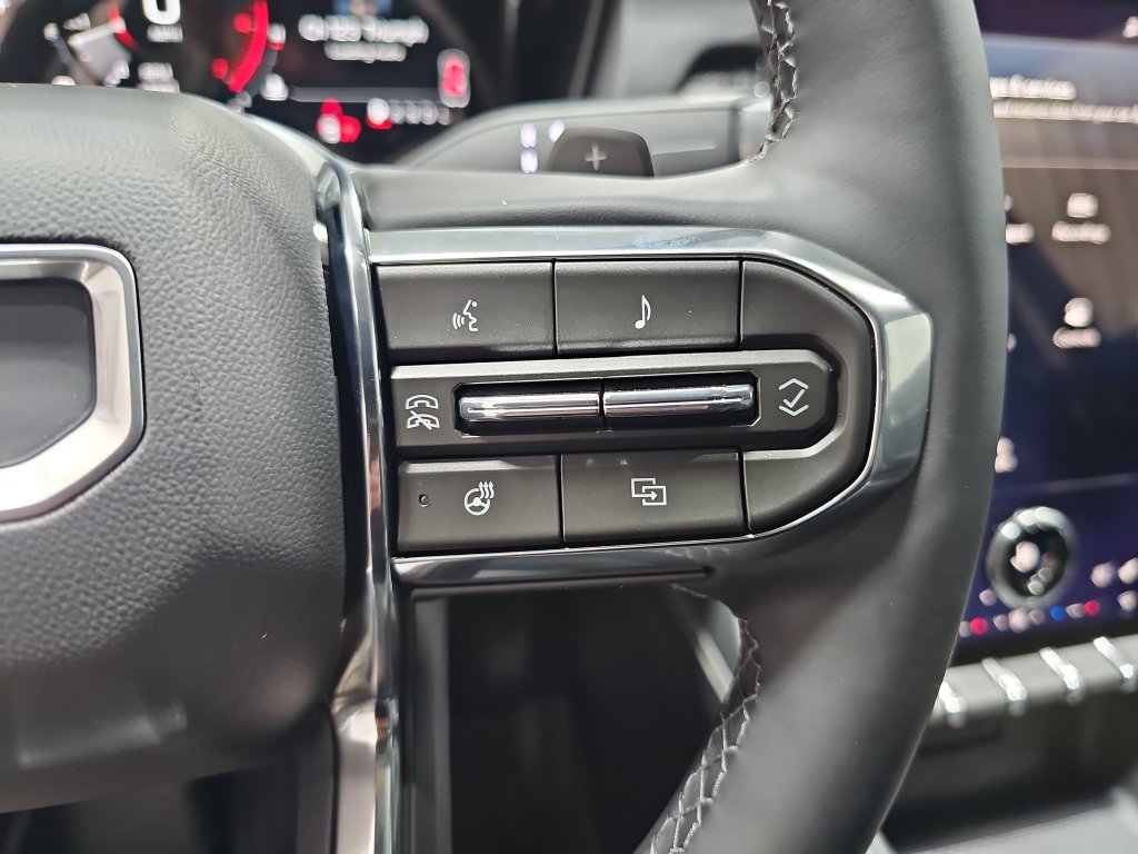 New 2027 GMC Terrain Denali w/ LPO, Black Badging Package AWD/4WD image 18