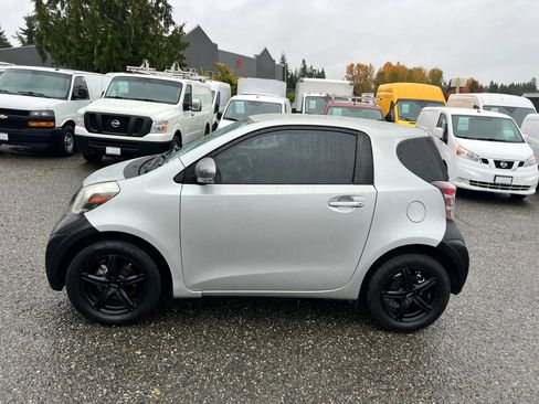 Used 2012 Scion iQ image 4