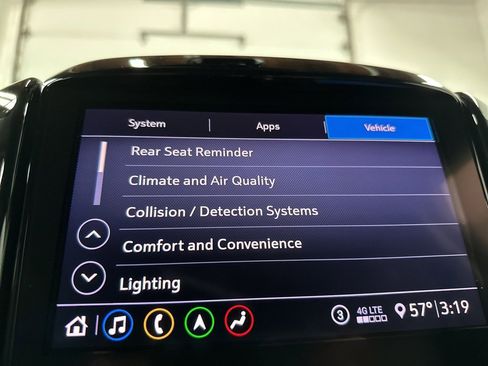 Used 2021 Chevrolet Traverse Premier w/ Redline Edition image 37