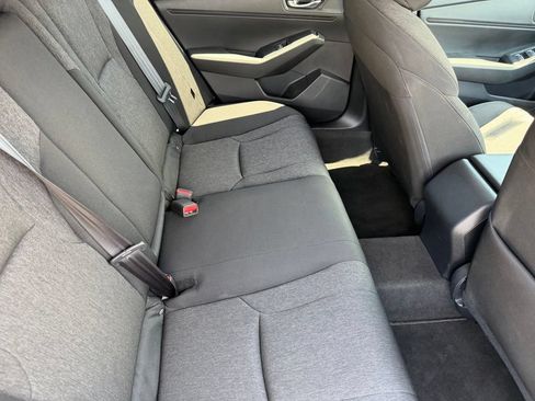 Used 2024 Honda Accord EX image 17