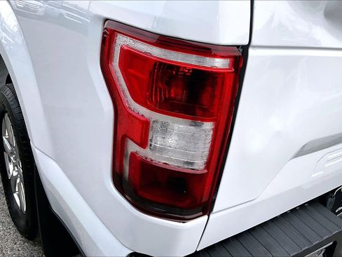 Used 2018 Ford F150 XLT w/ Equipment Group 302A Luxury image 27