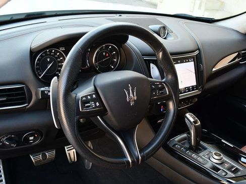 Used 2022 Maserati Levante Modena AWD/4WD image 14