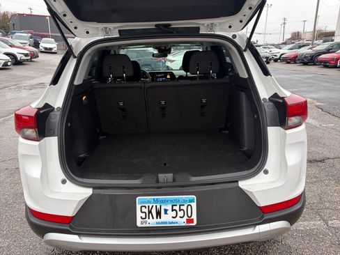 Used 2025 Chevrolet TrailBlazer LT image 30