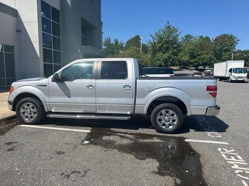 Used 2011 Ford F150 Lariat w/ Lariat Chrome Pkg RWD image 6