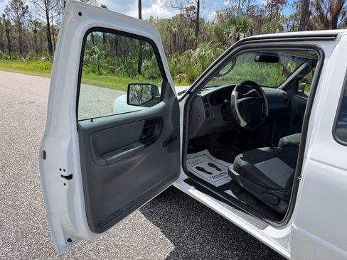 Used 2011 Ford Ranger XL AWD/4WD image 11