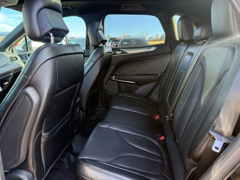 Used 2019 Lincoln MKC Reserve image 19
