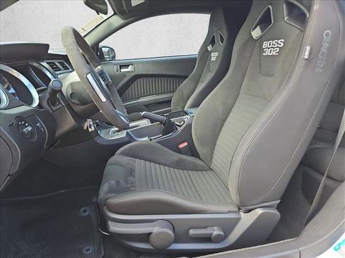 Used 2013 Ford Mustang Boss 302 w/ Boss 302 Accessory Pkg image 15