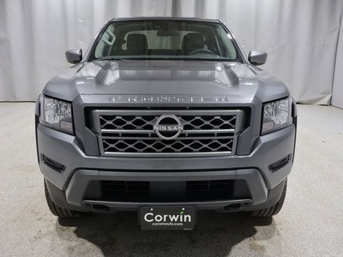 Used 2024 Nissan Frontier SV AWD/4WD image 9