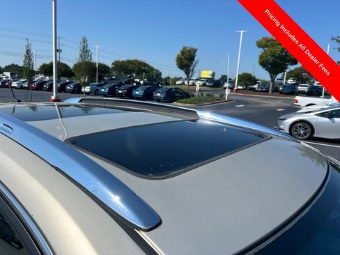 Used 2015 Buick Enclave Premium w/ Experience Buick Package FWD image 3