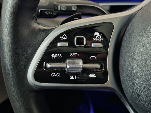 Used 2021 Mercedes-Benz GLE 450 4MATIC image 31