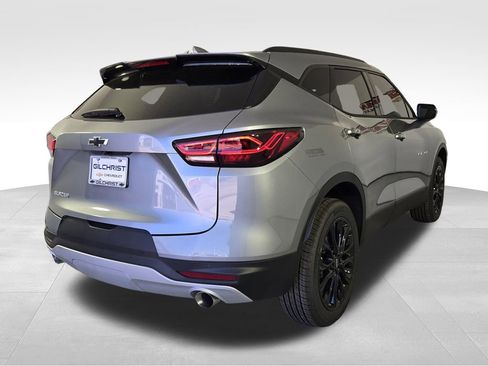 New 2026 Chevrolet Blazer LT w/ LPO, Black Grille Bar Package FWD image 7