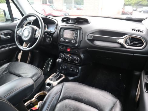 Used 2017 Jeep Renegade Limited AWD/4WD image 11