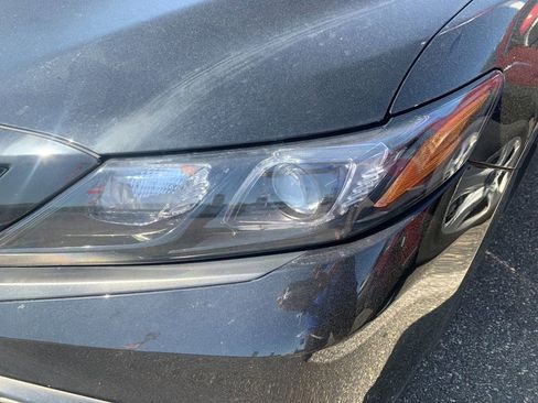 Used 2023 Toyota Camry SE FWD image 8