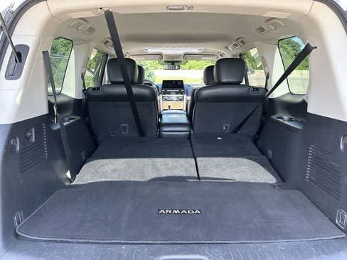 Used 2022 Nissan Armada SL w/ Captain's Chairs Package AWD/4WD image 27