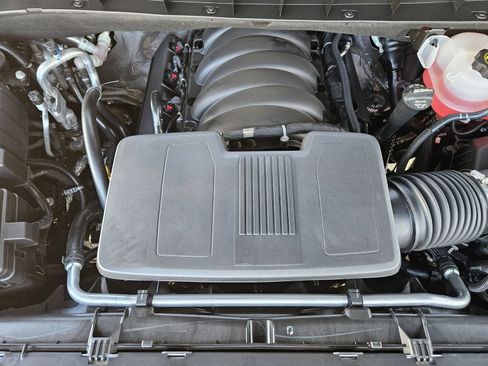 New 2026 Chevrolet Suburban Z71 w/ Comfort Package AWD/4WD image 27
