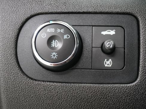 Used 2011 Chevrolet Impala LT w/ Luxury Edition Package image 21