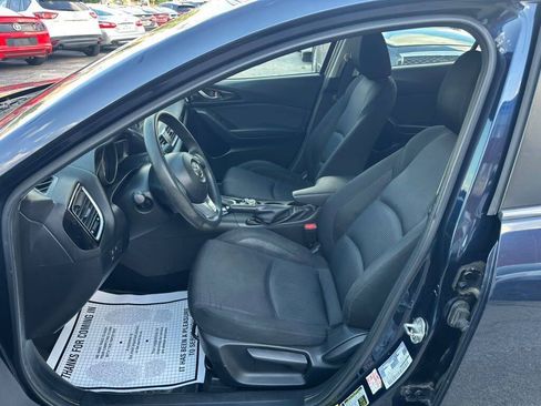 Used 2016 MAZDA MAZDA3 i Sport w/ Preferred Equipment Package FWD image 10