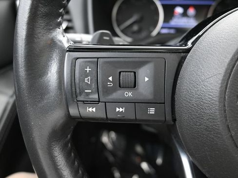 Used 2023 Nissan Rogue SV w/ SV Premium B Package AWD/4WD image 14