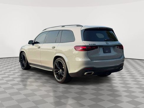 Used 2024 Mercedes-Benz GLS 580 4MATIC image 5