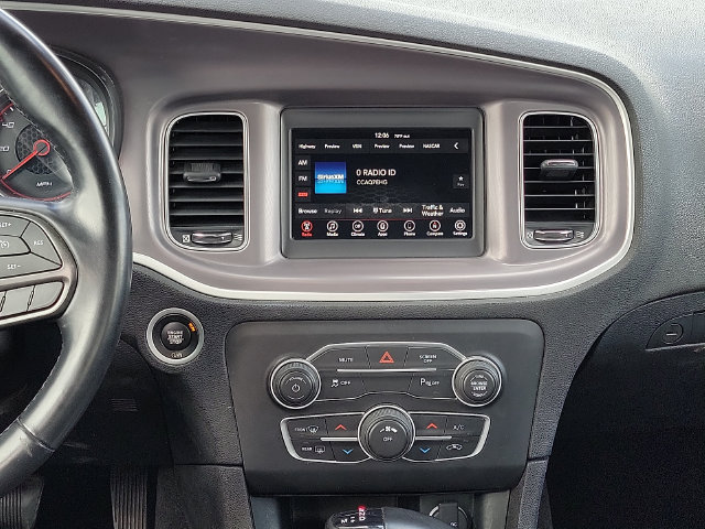 Used 2022 Dodge Charger SXT RWD image 10