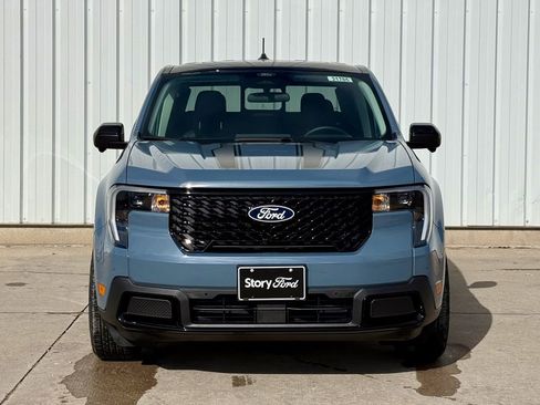 New 2026 Ford Maverick Lariat w/ Black Appearance Package image 8