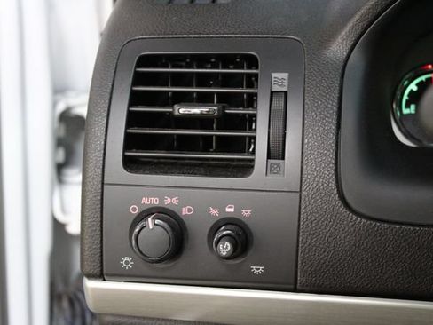 Used 2005 Pontiac Montana SV6 FWD image 16