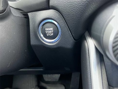 Used 2024 Toyota RAV4 XLE Premium image 37