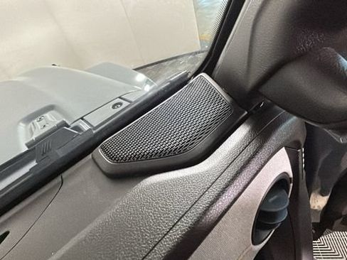 Used 2024 Jeep Wrangler Unlimited w/ Convenience Group AWD/4WD image 29