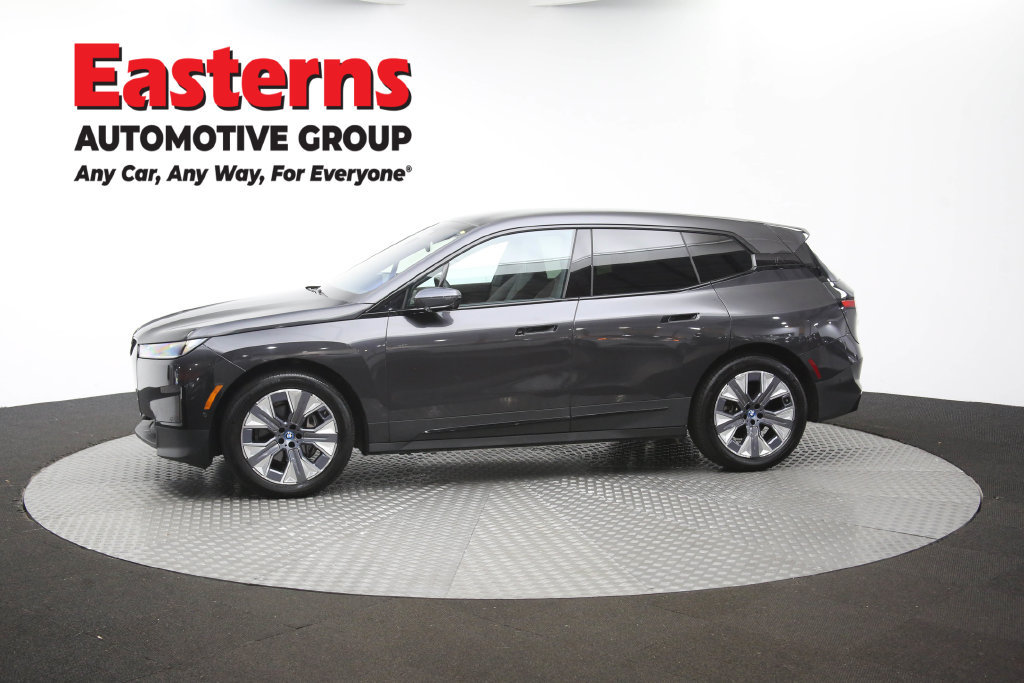 Used 2024 BMW iX xDrive50 AWD/4WD image 59