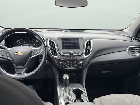 Used 2021 Chevrolet Equinox LT FWD image 21