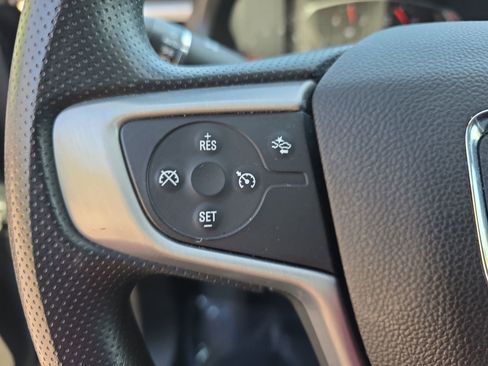 Used 2023 GMC Acadia SLE w/ Driver Convenience Package image 18