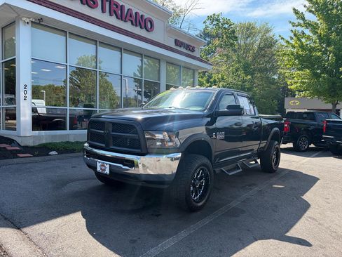 Used 2016 RAM 2500 Tradesman w/ Chrome Appearance Group AWD/4WD image 2