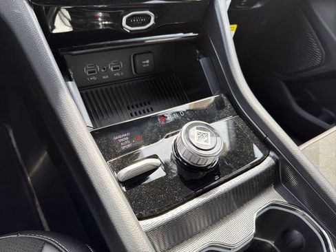 New 2026 Jeep Grand Cherokee Altitude AWD/4WD image 21