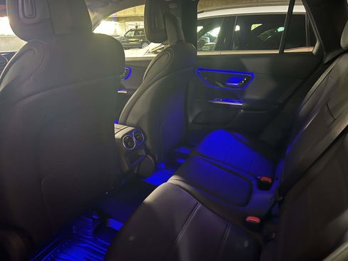 Used 2025 Mercedes-Benz GLC 350e 4MATIC image 33